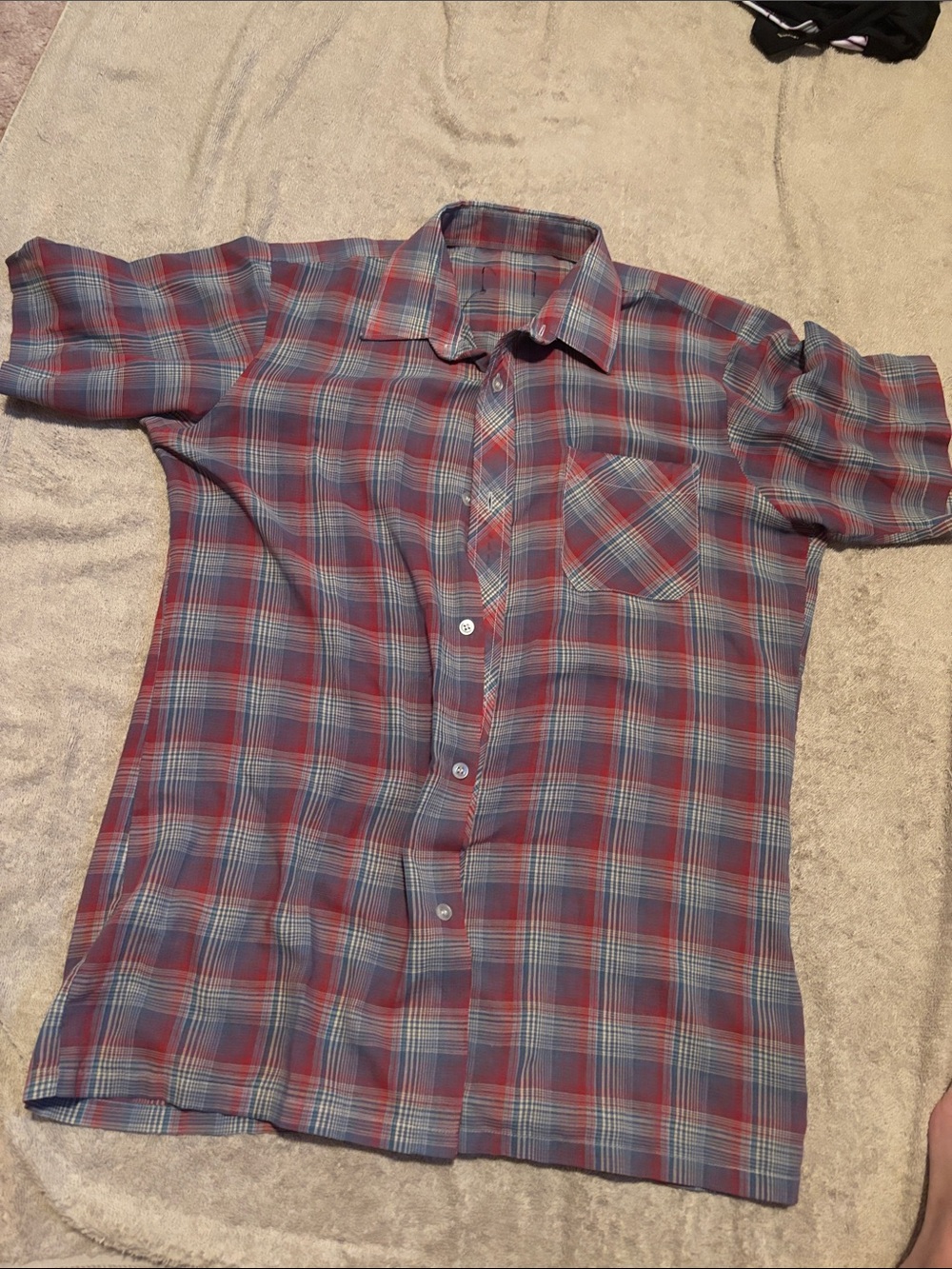 Men's Red and Blue Plaid Short-Sleeve Shirt